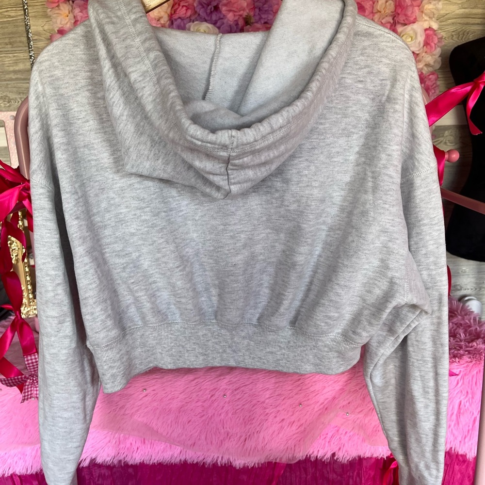 PacSun Light Gray Cropped V-Neck Hoodie - Picture 2 of 7
